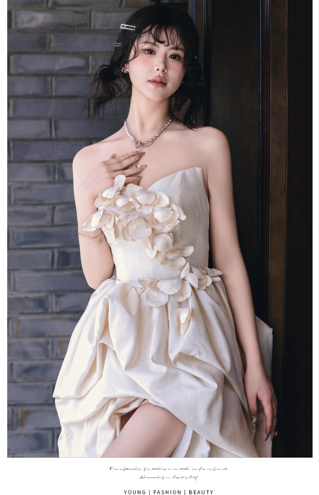 French Style Light Wedding Dress Bride Vintage Strapless Niche Short Front Long Back White Small Train Reception Gown_ecoleips.com