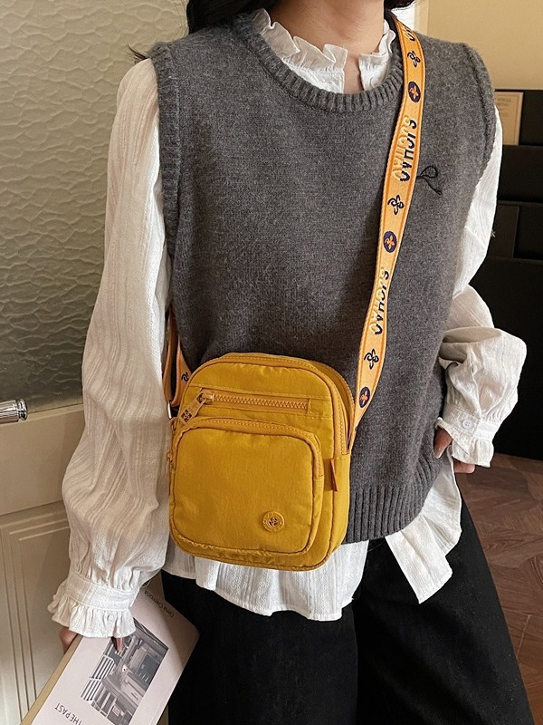 Bolso de tendencia transfronteriza para mujeres 2026 nuevo bolso de nylon ligero simple de viaje de hombro bolso de mujer