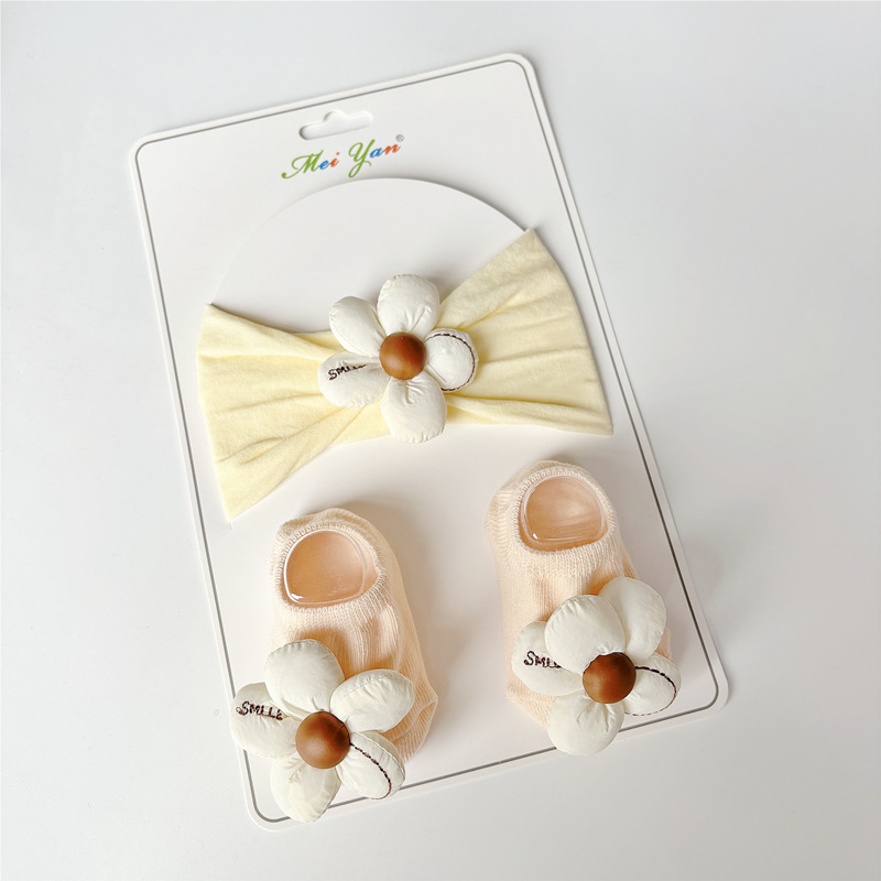 베이지---자수 다섯 꽃잎(웃음)