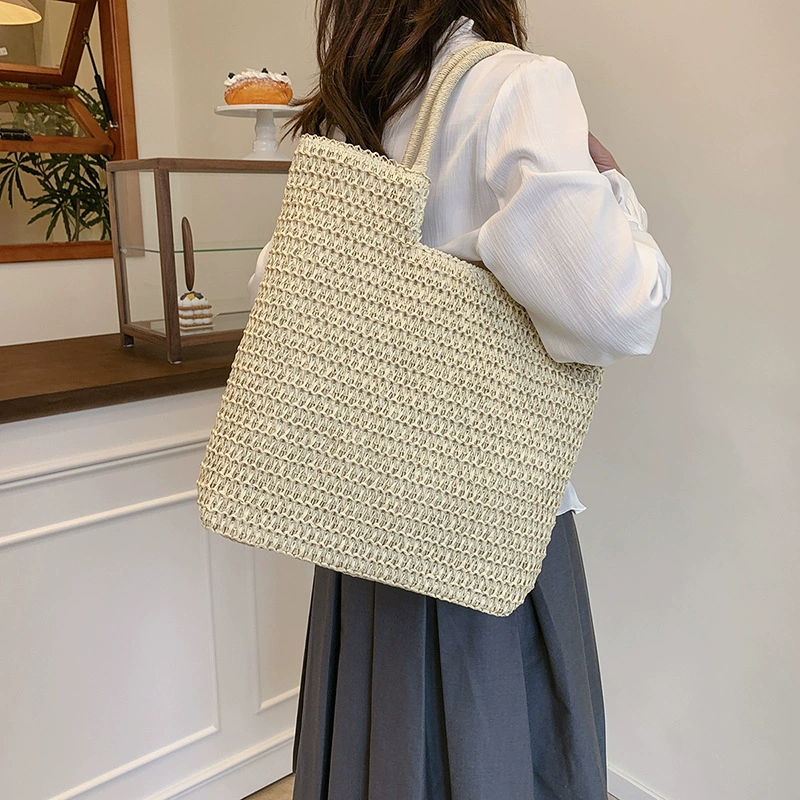 Capacious straw one-shoulder bag, beach handheld shoulder bag for leisure for traveling, Korean style