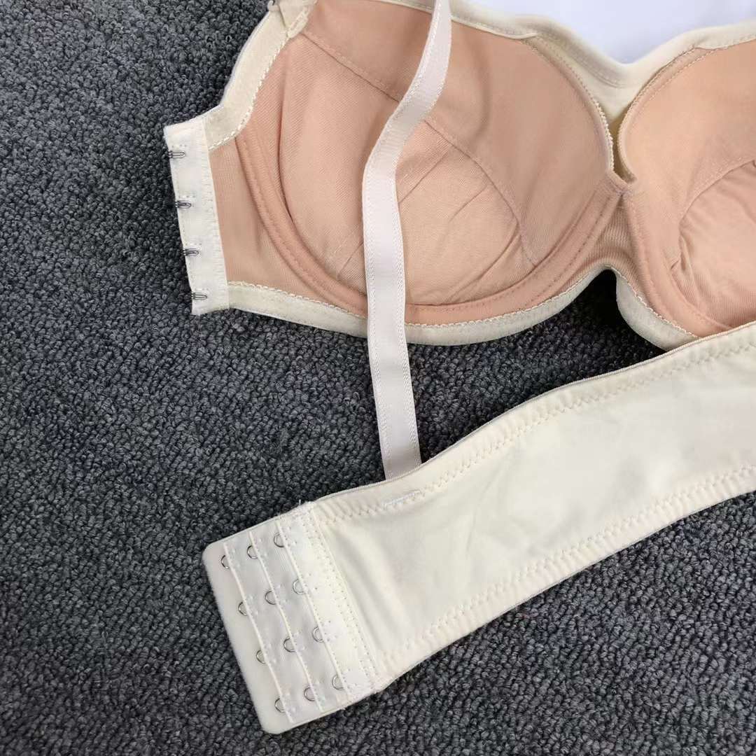 Nuevo Sudeste Asiático brillante ropa interior sin costuras medio grueso de alta calidad se reunieron multi-color multi-tamaño sujetador inalámbrico al por mayor