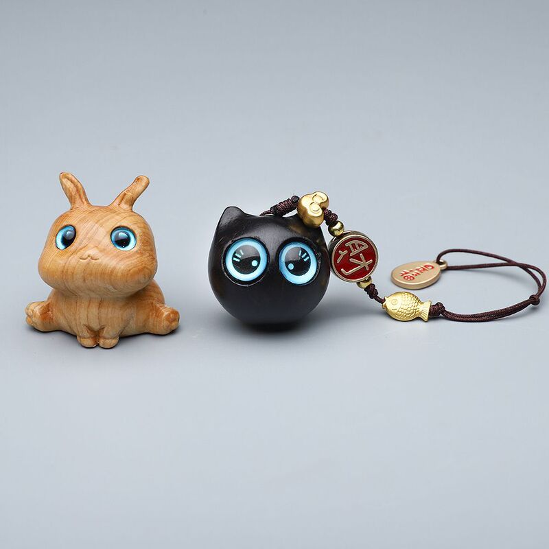 Poplar Wood Carving Tsundere Cat Keychain Pendant Cartoon Personality Cute Office Desk Kitten Phone Chain Bag Car Interior