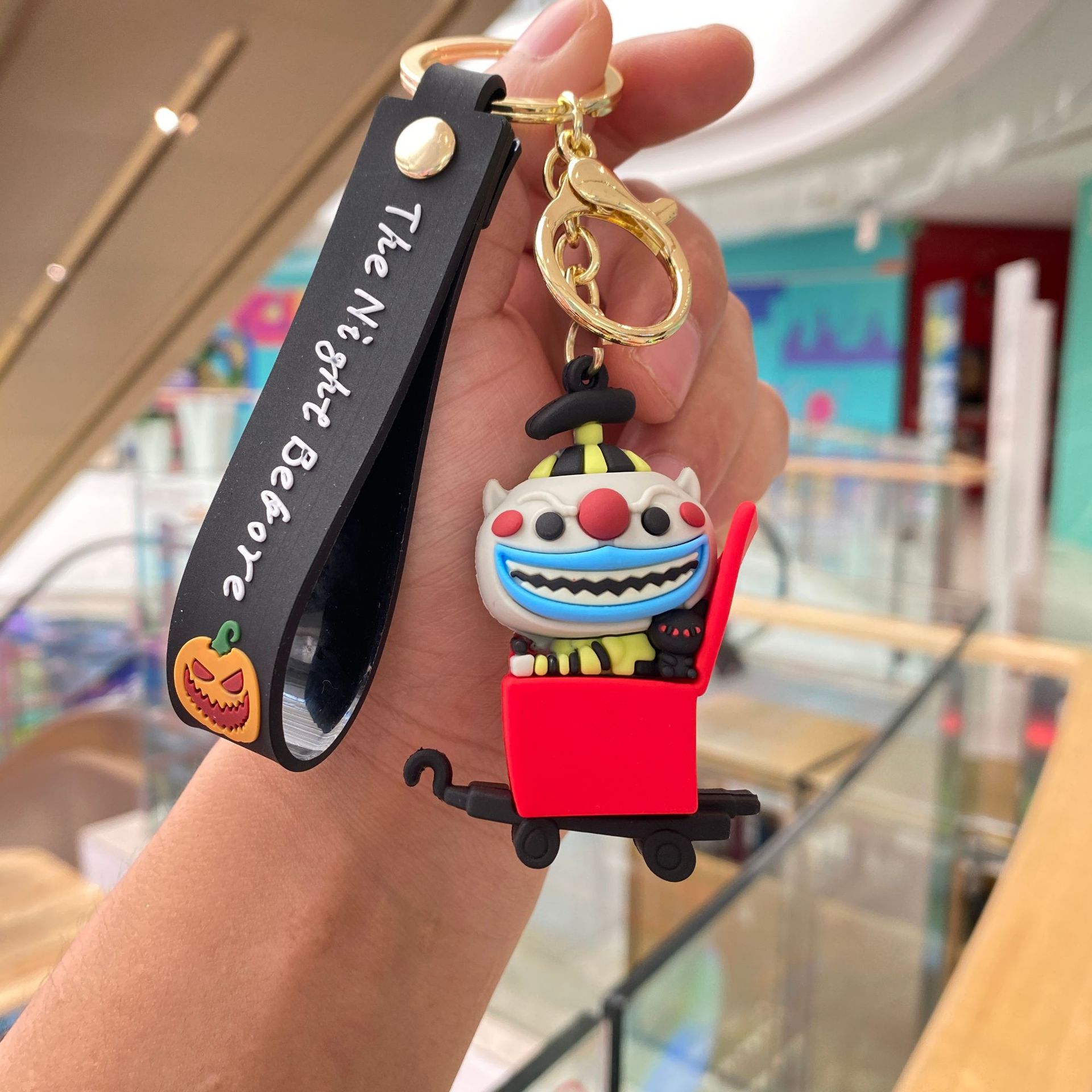 Nueva historieta Navidad noche horror llavero muñeca colgante bolsa coche llavero accesorios pequeño regalo al por mayor