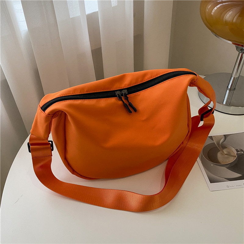 Bags for Women 2021 New Autumn and Winter Trendy K-Style Large-Capacity Crossbody Bag Casual Lightweight Oxford Cloth Simple Dumpling Bag Bags for Women 2021 New Autumn and Winter Trendy K-Style Large-Capacity Crossbody Bag Casual Lightweight Oxford Cloth Simple Dumpling Bag