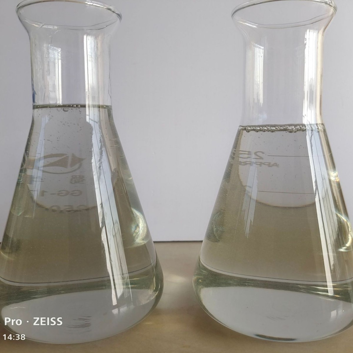 硅酸钠水玻璃厂家供应2.4模数，泡花碱，注浆料工业级原料液态