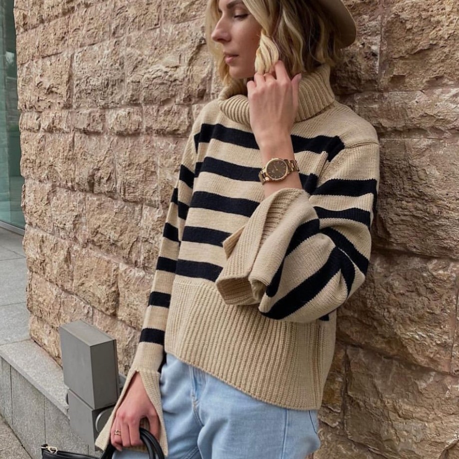 Women's casual sweater with turtleneck cuff slit_voghion.com