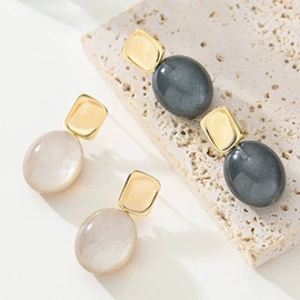 耳钉;耳环;戒指