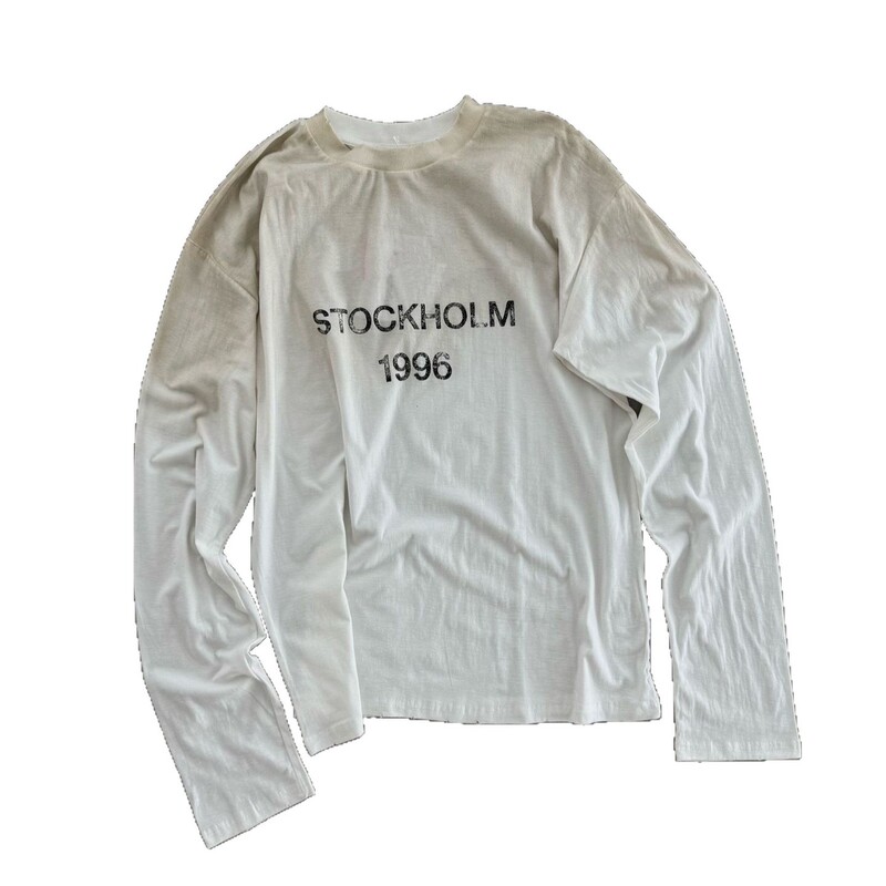 高品質の古い、ほつれ、汚れた1996プリント長袖Tシャツ、ルーズでカジュアルな男性と女性のボトムスTシャツ|undefined