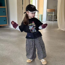 女童假两件洋气T恤儿童短款网红长袖打底衫中小童装2025秋装新款