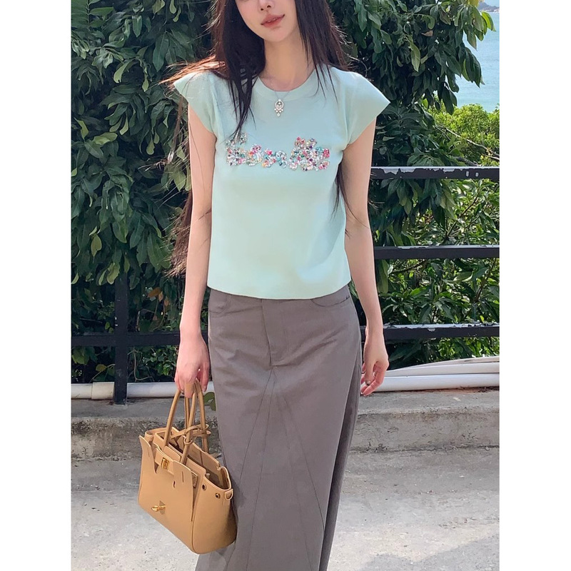 Western-style Alphabet Heavy Embroidered All-match Sweater Women's Short-sleeved 2025 Summer Sweet Spicy Round Neck Slim-fit Short Top