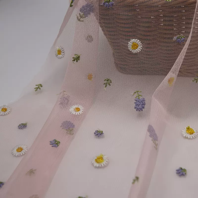 田园小雏菊网纱刺绣布料绣花布小清新DIY窗帘连衣裙童装服饰面料