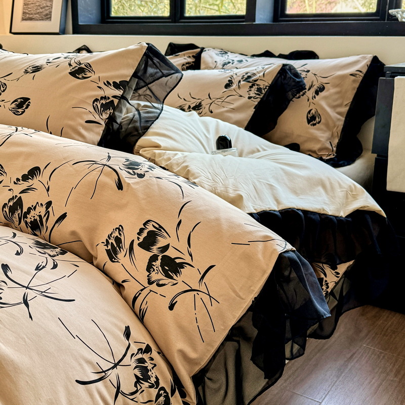 Vintage påslakanset i bomull med spets i nordisk boho stil_voghion.com