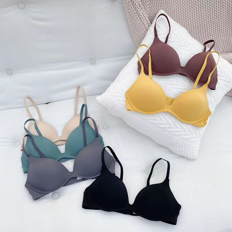 Japanese style simple one-piece glossy women's thin cup big chest small chest underwear Yoshino wireless bra
