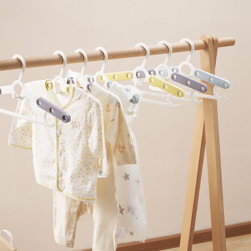 Children's Extendable Clothes Hanger Household Baby Clothes Hanger Seamless Anti-slip Storage Clothes Brace Baby's Special Clothes Hanger