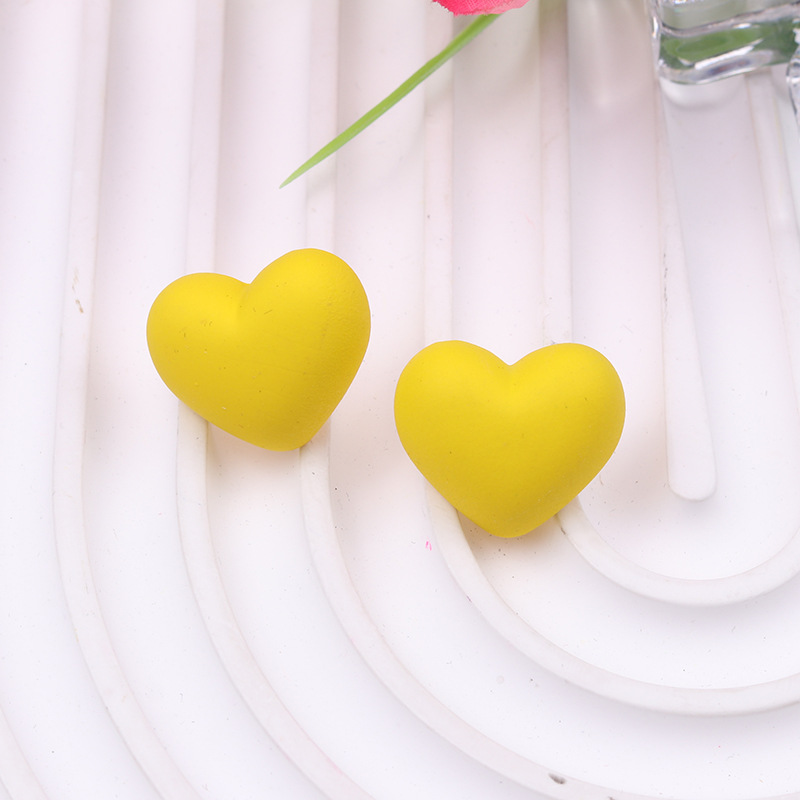 6g Weight 304 Stainless Steel Ear Needle Material Ear Studs Classification 1 Pair Quantity Casual Occasion Acrylic Material Heart Shape Pattern Women's Gender 1 Pair Heart Shape Arylic Ear Studs 7