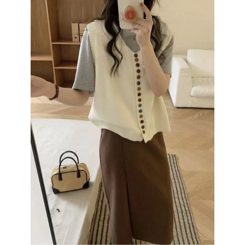 Retro arcoíris botón de cuello redondo chaleco de punto para mujeres 2025 otoño y invierno nuevo plegado para vestir una camisa universal para mujeres image 2