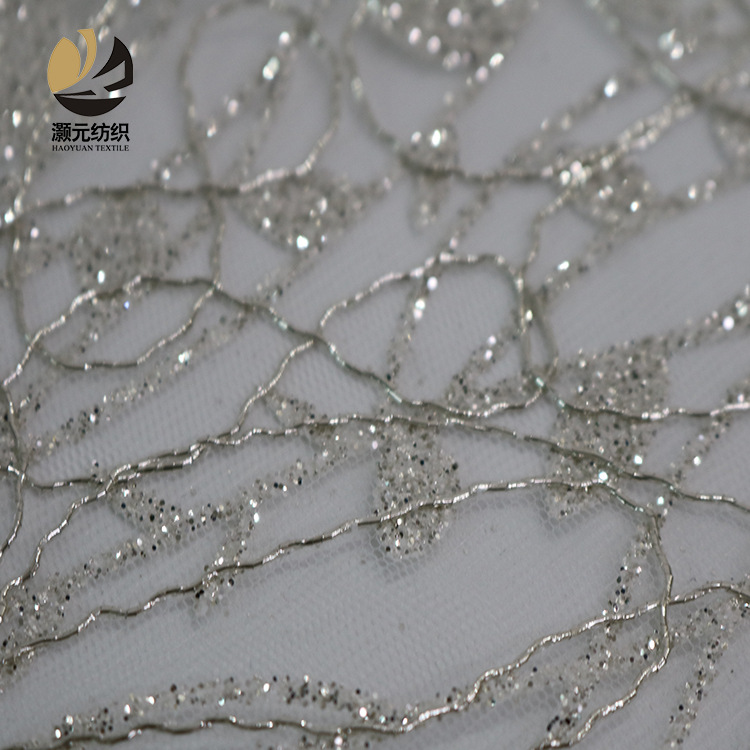Fabricantes promocionales de bajo precio blanco polvo bordado esquinilla hilo de encaje de plata pulverizado oro vestido de boda tela