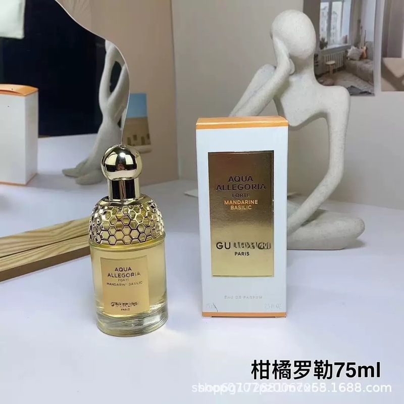 Jiaojiao Puerh Oriental Night Talk シリーズ パッション ウォッカ オリエンタル エボニー ラブ ローズ ノーブル サンダルウッド レザー エンハンスメント|undefined