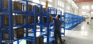 Drawer type heavy mold storage shelf