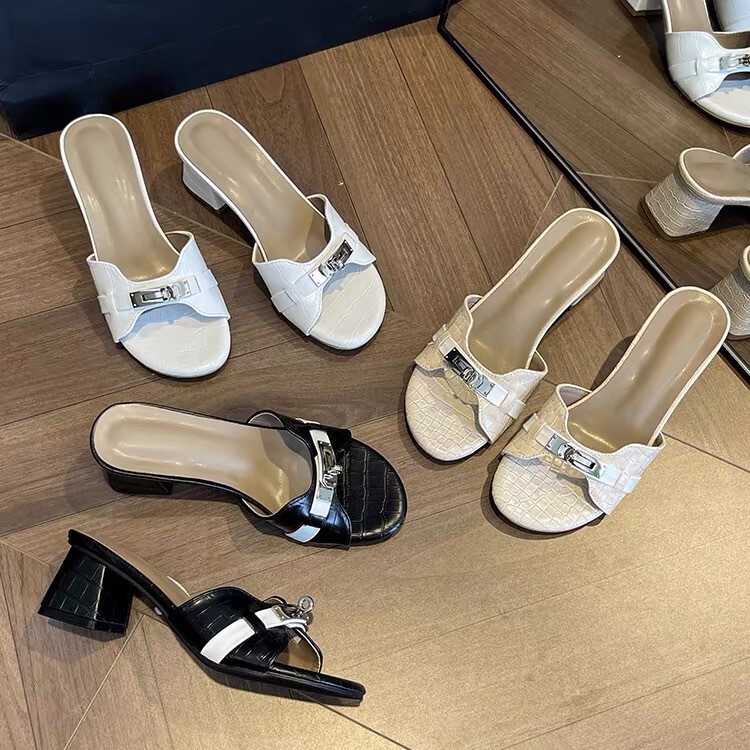 Ready Stock Version ~ Korean Crocodile Pattern High-Heeled Sandals for Women Summer Open-Toe Small Gold Buckle One-Line Thick Heel Sandals White