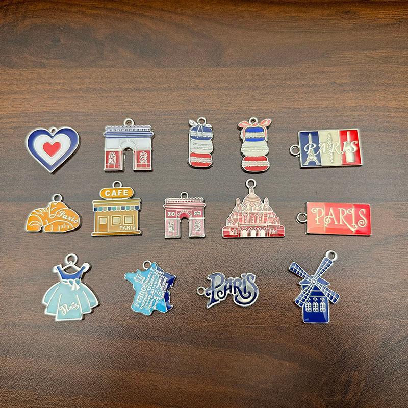 现货跨境专供 厂家直销钥匙扣配件 浪漫巴黎凯旋门 巴黎地图挂件
