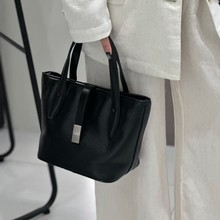 Ƥ͹^ֲţƤ˻@ӰƤŮͨڰٴذl