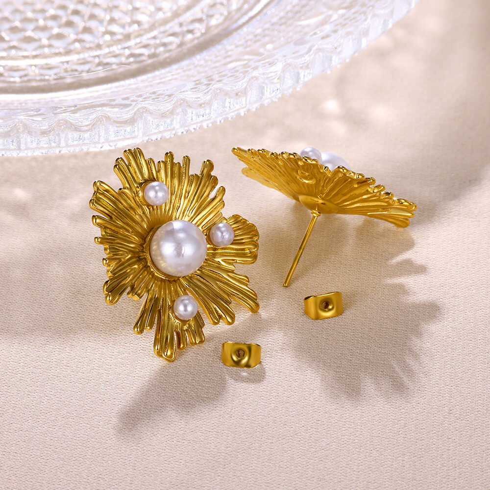 13g Weight 0.03µm-0.05µm Gold Plating Thickness PVD Coated Gold Plating Process 304 Stainless Steel Ear Needle Material Real Gold Plated Plating Material Stone-Free Inlay Material Ear Studs Classification 18K Gold Plating Color 1 Pair Quantity Daily Occasion 304 Stainless Steel Material Shamrock, Flower Pattern Women's Gender Vintage Style Style Waterproof Non Tarnish Craft PVD Coated Real Gold Plated 18K Gold Shamrock Flower 304 Stainless Steel Vintage Style Waterproof Non Tarnish Ear Studs 22