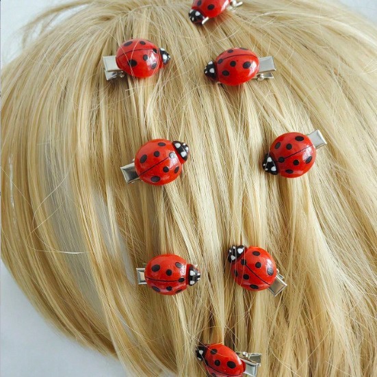 Cross-border Explosions Multi-color Korean-style Simulation Ladybug Hairpin Creative Funny Side Clip Summer Stall Fun
