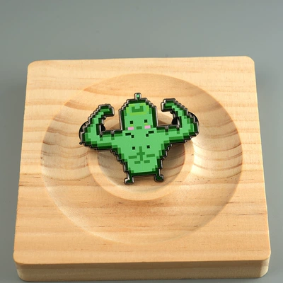 game enamel badge game – Yaxa sancaqları - p5030402