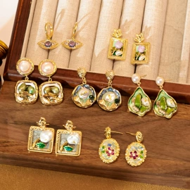 耳钉;项链;耳环