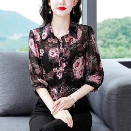 2026夏新款减龄七分袖印花衬衫气质大码洋气女百搭时尚中年雪纺衫