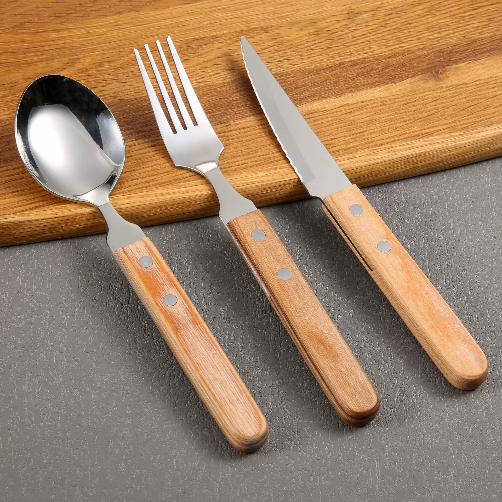 现货厂家直销不锈钢牛扒三件套原木色餐具木柄早餐牛排刀叉勺
