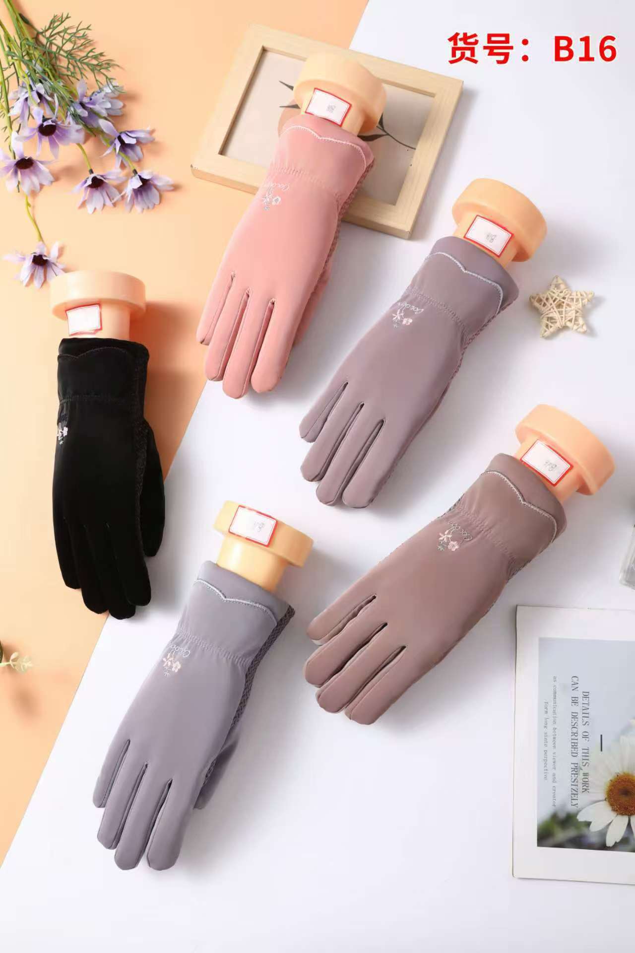 Guantes de invierno para mujer forrados de lana engrosada estudiante cálido resistente al frío pantalla táctil conducción guantes de coche eléctrico al por mayor