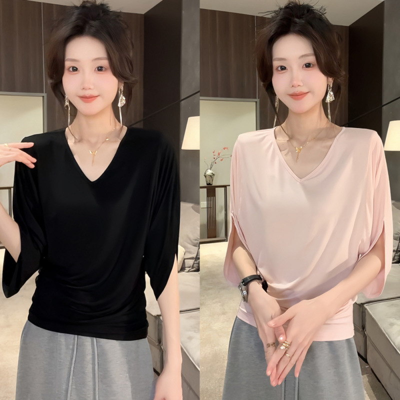 面膜感蝙蝠袖V领短袖T恤女夏极简袖子开叉收腰显瘦垂感五分袖上衣