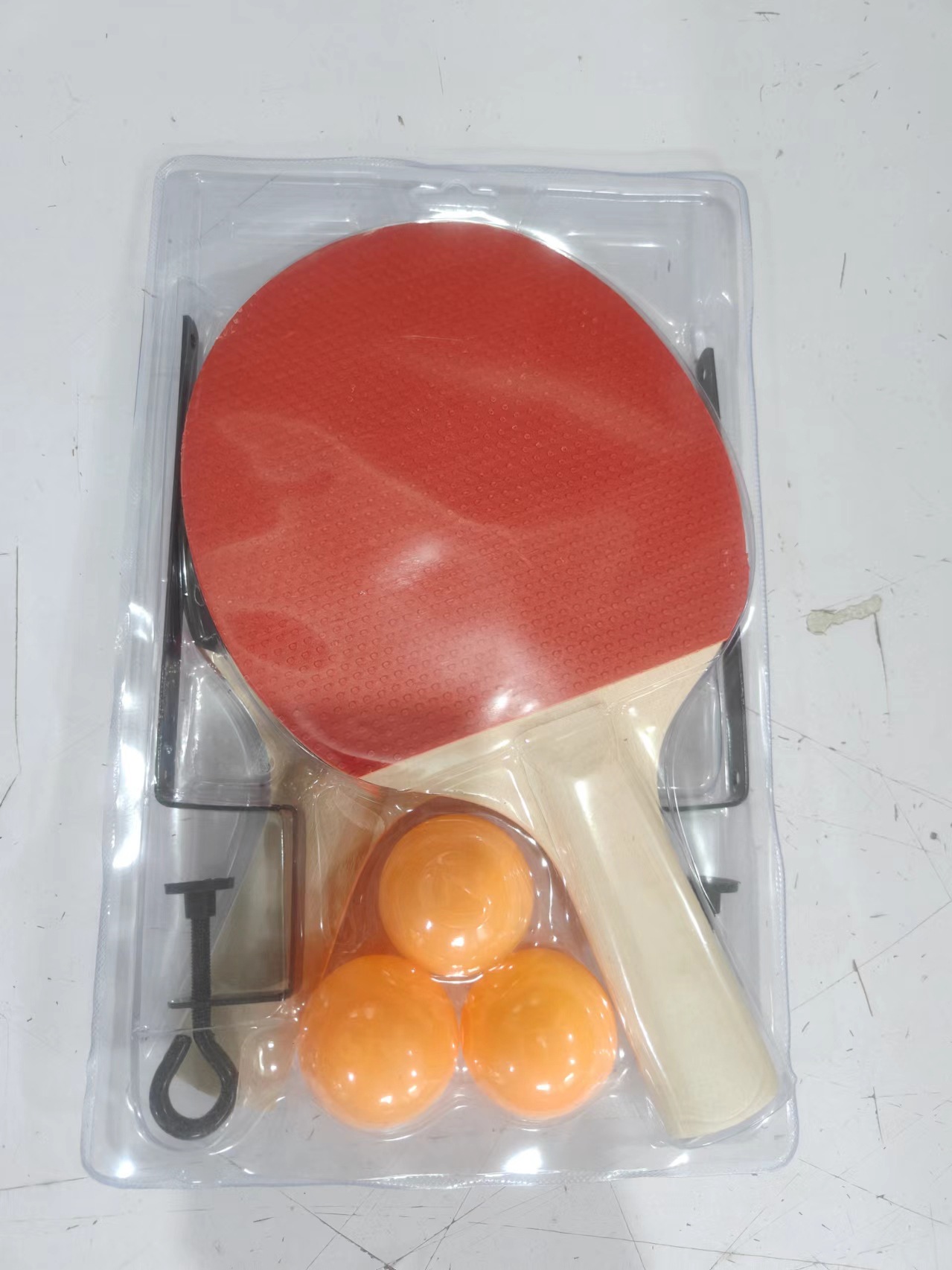 2028 그릴이 있는 흰색 손잡이