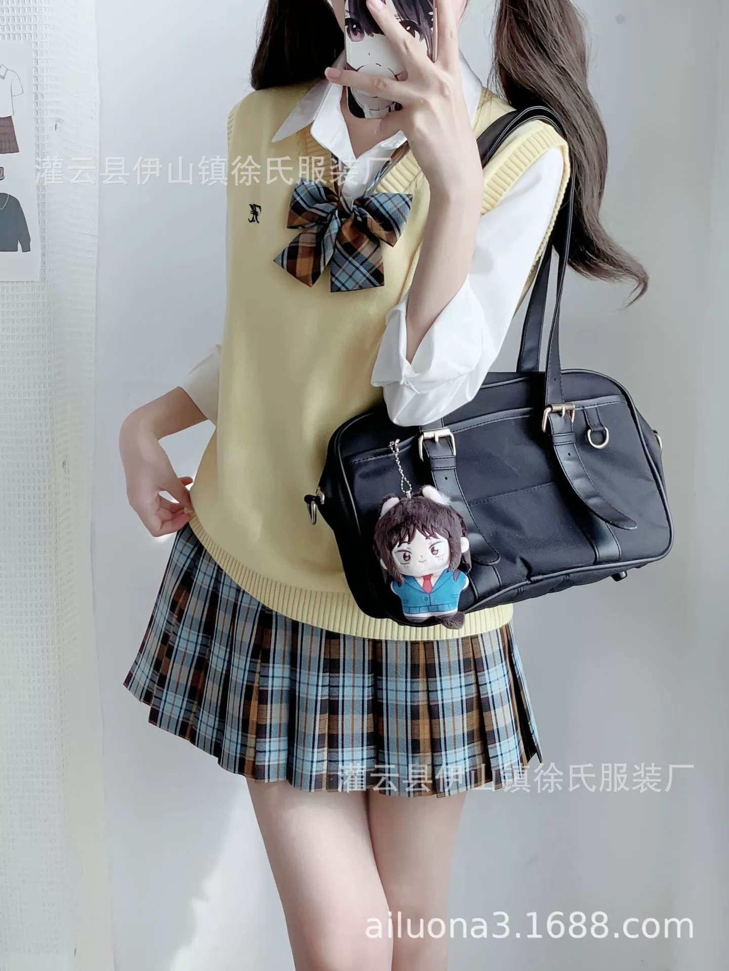 Student pleated skirt
