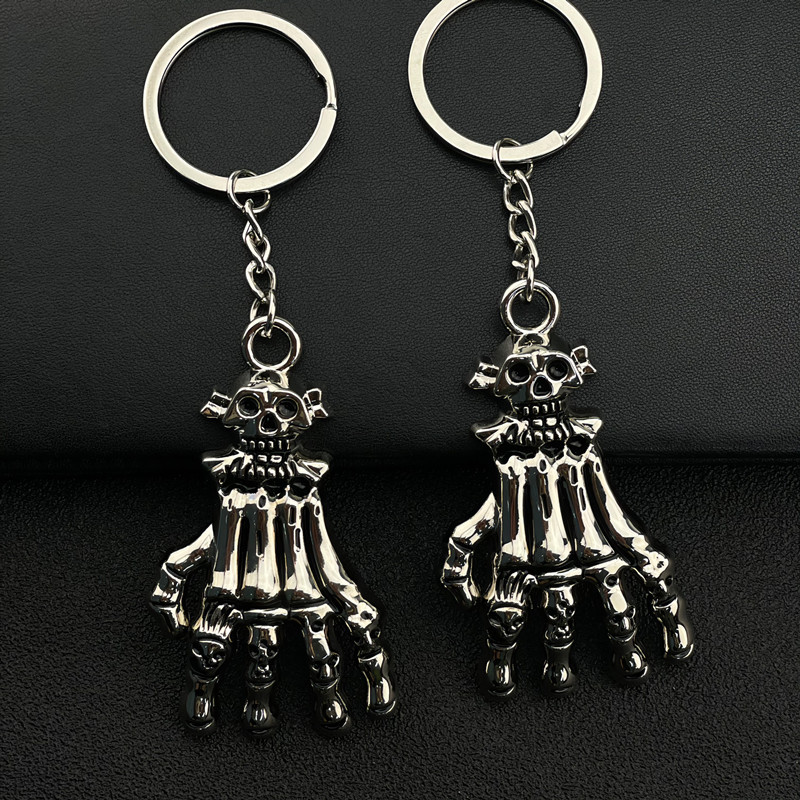 Skeleton Hand Keychain Women's Horror Fashion Keychain Funny Ghost Claw Key Ring