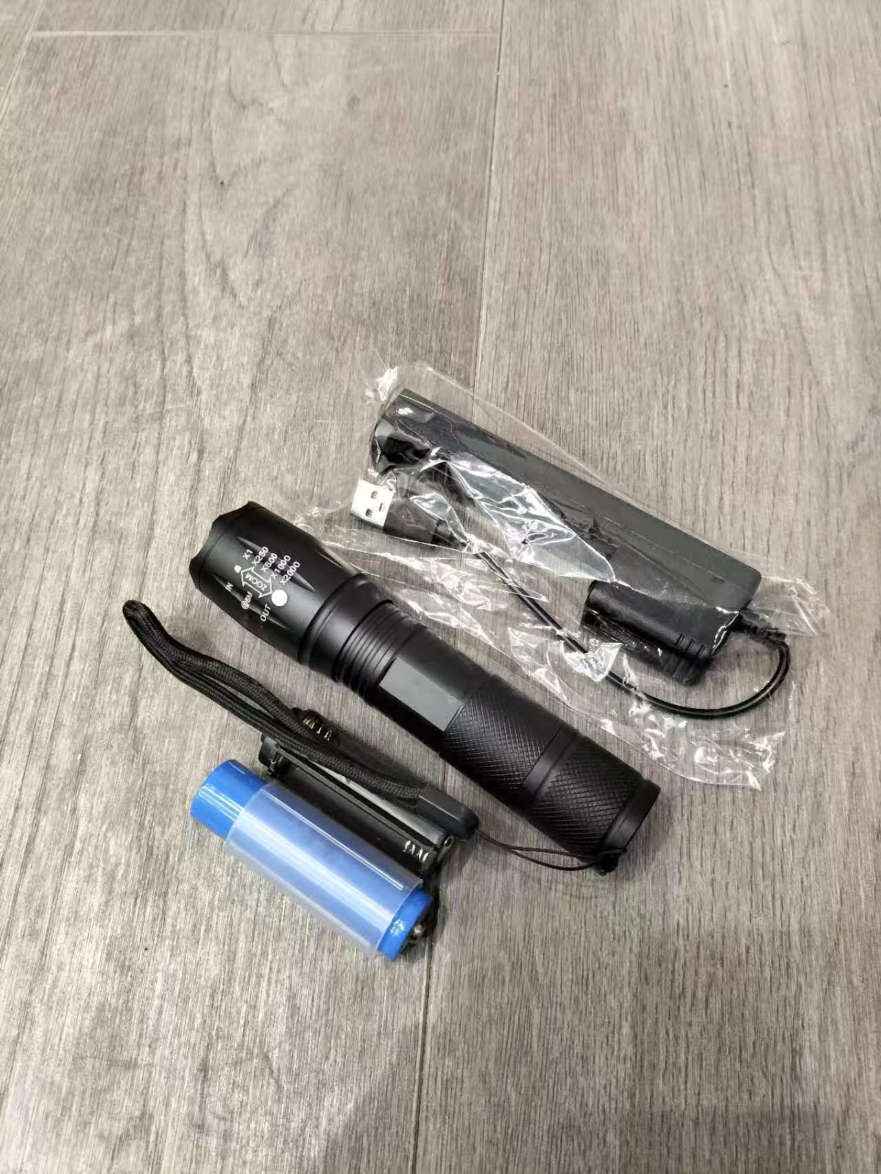 Luz blanca luz violeta doble fuente de luz antorcha larga duración zoom LED recargable portátil 395 luz ultravioleta verificación de billetes
