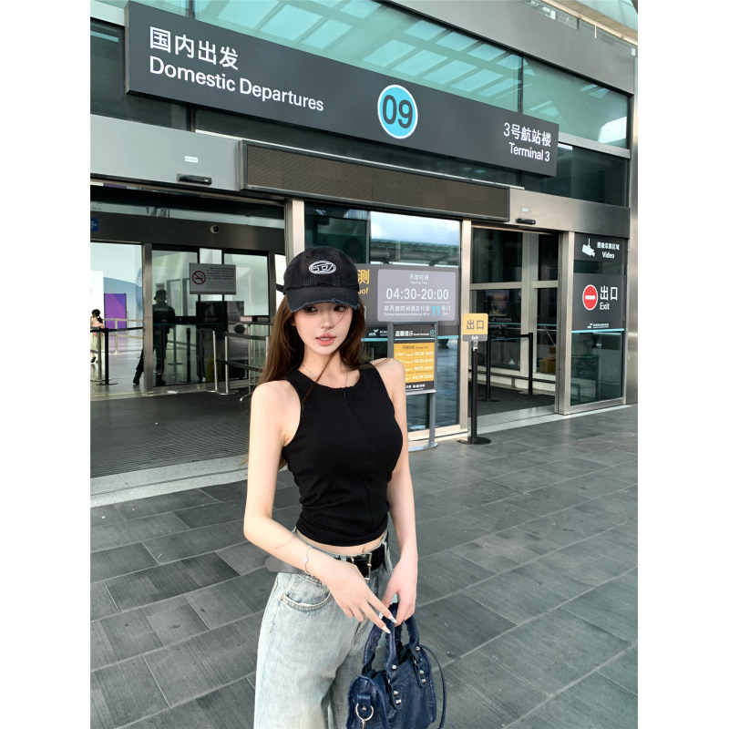 Slim-Fit Waist-Cinching Vest, Sleeveless Knitted Top, Women's Loose High-Waisted Versatile Jeans, Wide-Leg Pants Two-Piece Set