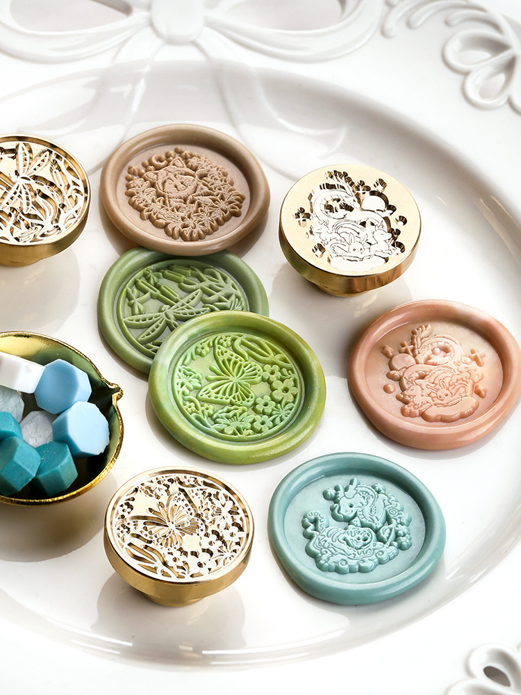 New products in March 23 New cute pets and cute series Fire paint seal head Animal handbook stamping brass head wholesale