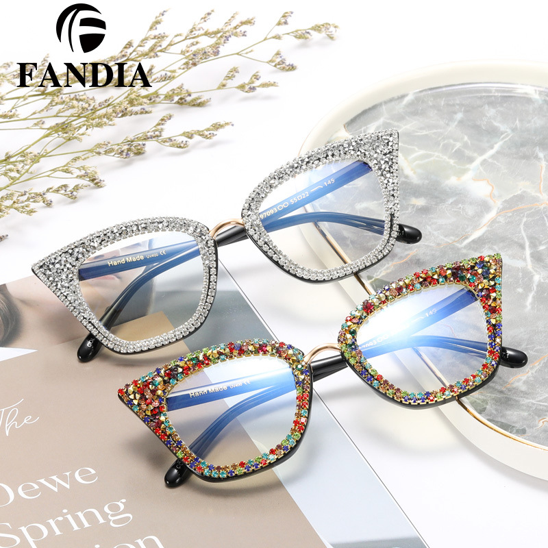 A97093 nueva moda ojo de gato anti-azul gafas de luz gafas ópticas de marco completo de moda punto diamante gafas lisas para mujeres