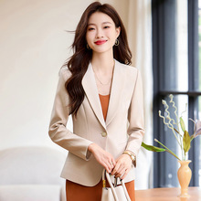 杏色小西装外套女2024春秋季新款气质感修身显瘦气质休闲西服上衣