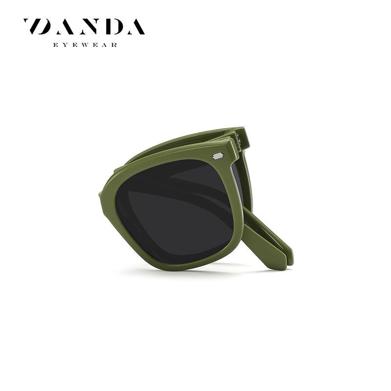 Transmisión en vivo del mismo párrafo Gafas de sol plegables Nuevas gafas de sol polarizadas TR7531 El protector solar ultraligero se puede equipar con gafas de sol polarizadas para miopía