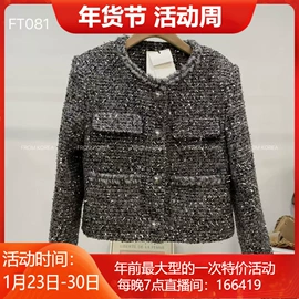 连衣裙;时尚休闲套装;耳钉