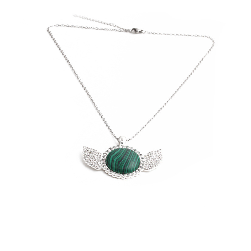 Retro gemstone tray malachite wings necklacepicture3