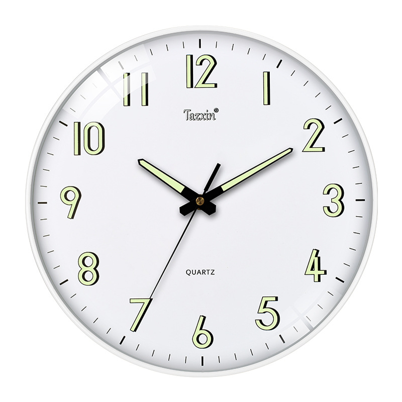 Amazon Reloj de pared en stock al por mayor suministro directo de fábrica LOGO luminoso reloj colgante sala de estar reloj de cuarzo mudo reloj