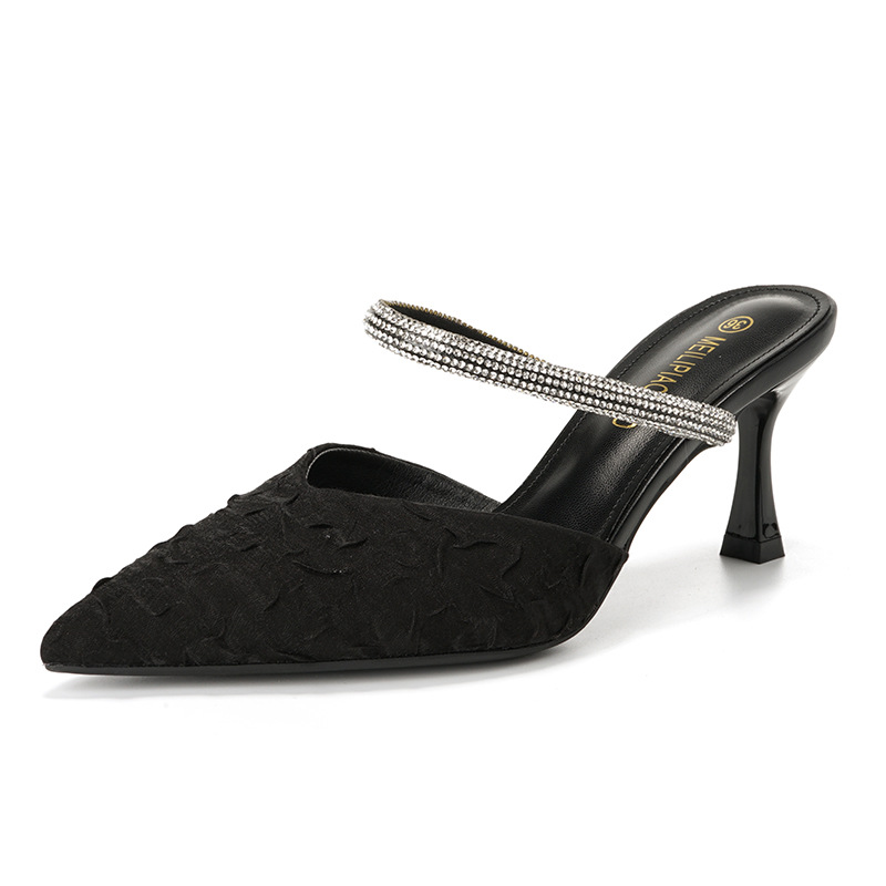 Medio trapeador de zapatos de tacón alto temperamento 2025 nuevas sandalias de diamantes de imitación estilo hada pantuflas mujeres de verano