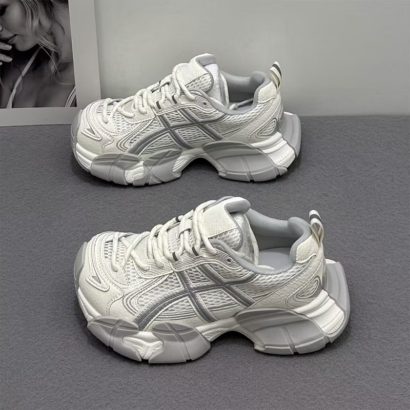 European style sports wear thick-soled dad shoes for women, ultra-light women's shoes, breathable mesh casual shoes, extremely stylish height-increasing shoes