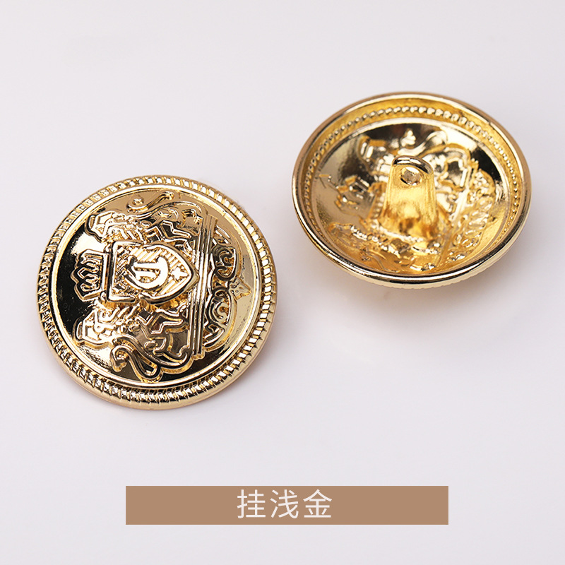 K23A9849=hanging light gold.jpg