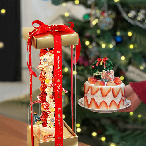 New Year Internet Celebrity Giant Strawberry Tower Packaging Box Heightened Transparent Spring Festival Dessert Packaging Baking Box